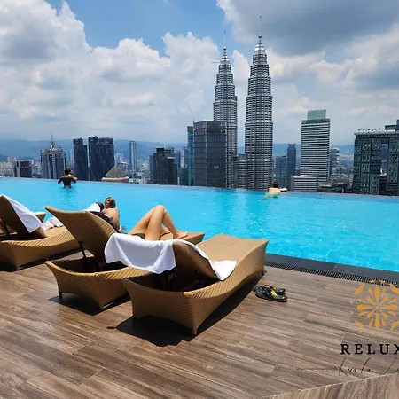 The Platinum 2 Premium Suite By Reluxe